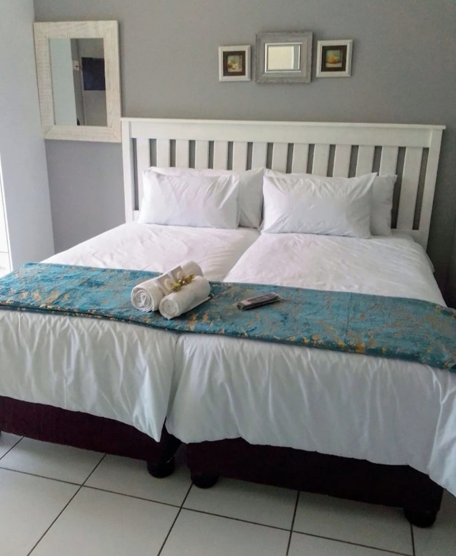 7 Bedroom Property for Sale in Quigney Eastern Cape